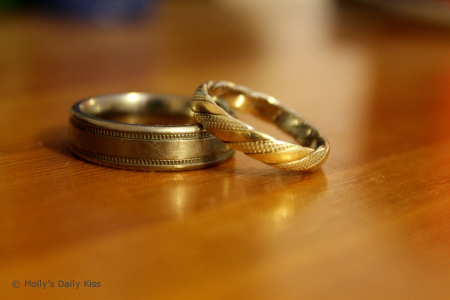 2 wedding rings his and hers wedding rings