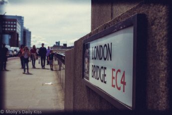 London Bridge street sign