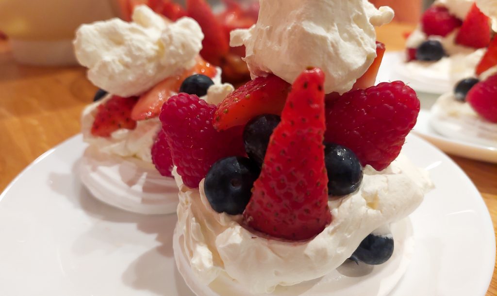 Strawberry pavlova